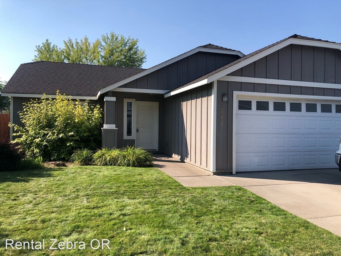 3 br, 2 bath House 20077 Mount Faith Pl House Rental in Bend, OR