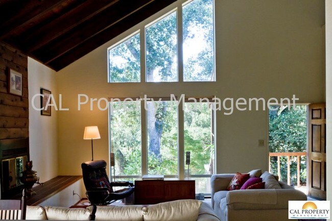 Foto del edificio - 7635 Fallen Leaf Ln