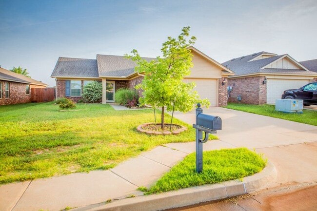 Building Photo - 4220 Prescot Dr