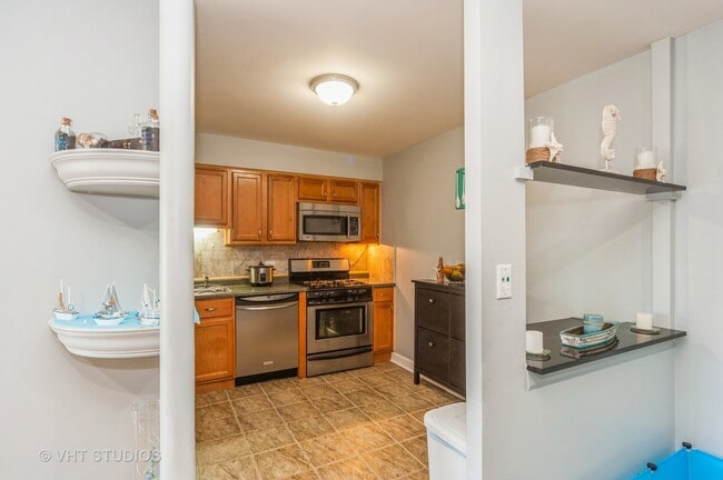 Building Photo - 1550 Sandpebble Dr