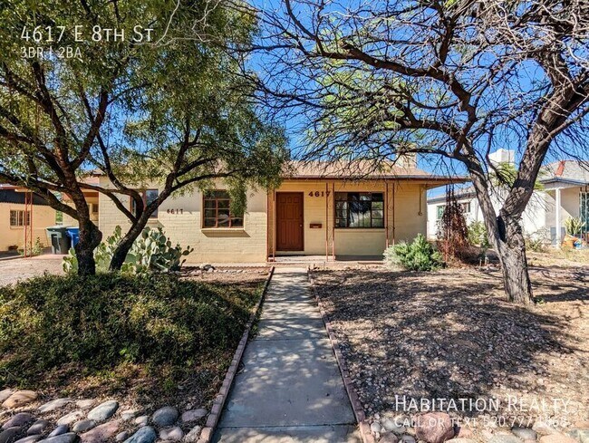 Photo - 4617 E 8th St House