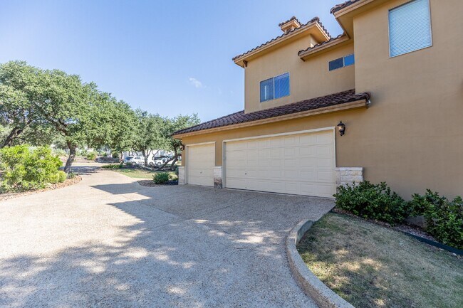 Building Photo - 25318 Wentworth Way