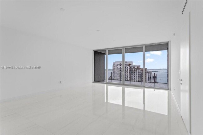 Building Photo - 300 Biscayne Blvd Way