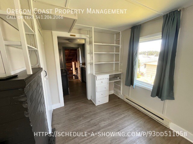 Foto del edificio - 3039 NW Oar-