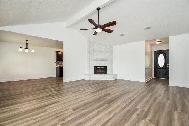 Building Photo - 6622 Kearney Dr