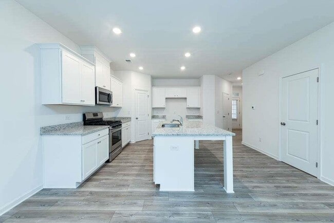 Building Photo - 1926 Frisco Wy