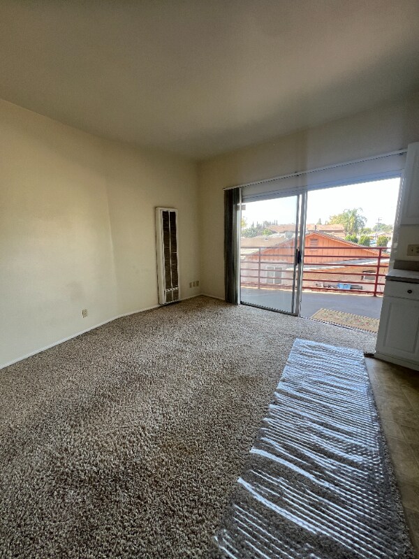 Foto del edificio - 5822 Kingman Ave
