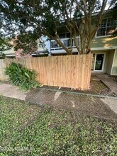 Building Photo - 200 Lodge Dr