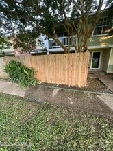 Building Photo - 200 Lodge Dr