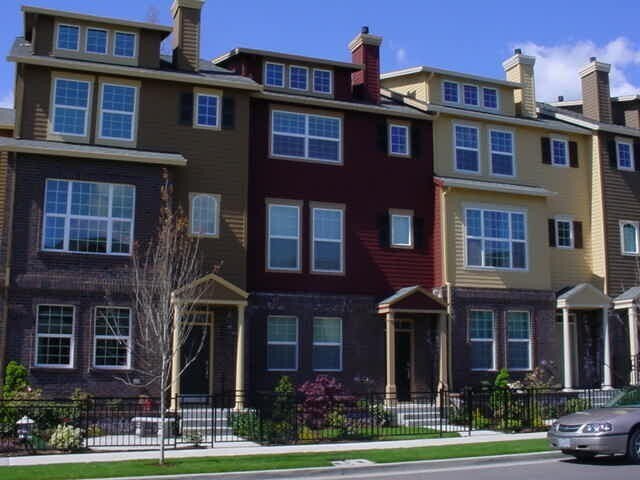 Primary Photo - Spacious Orenco Gardens Townhome Near Max ...