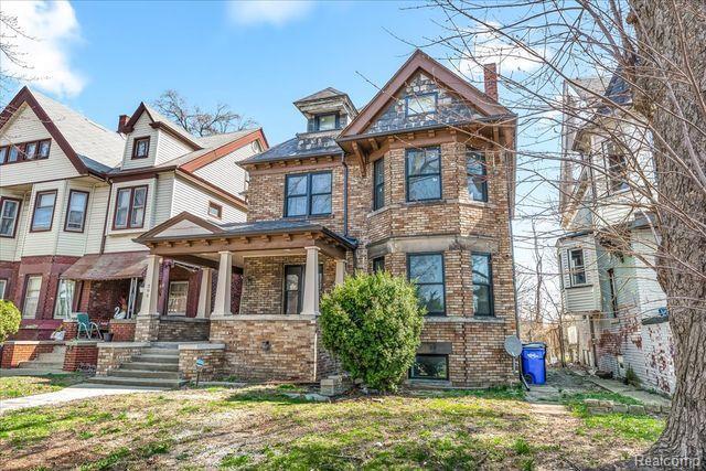 Foto del edificio - 394 E Grand Blvd