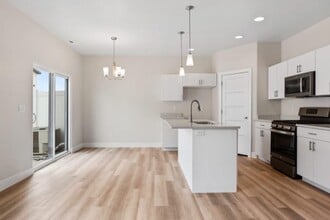 Building Photo - 4106 S 545 E