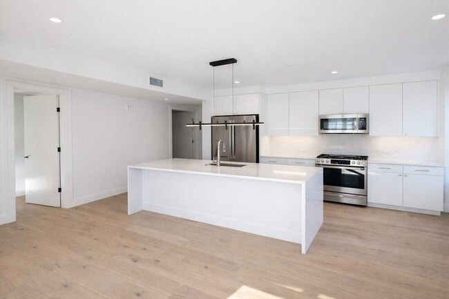 Photo - 65 L St Apartment