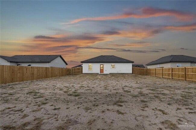 Building Photo - 1505 Unity Dr