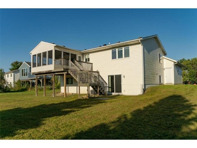 Foto del edificio - 6372 Bandel Ln NW