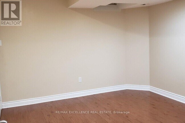 Building Photo - 5553 Bonnie St