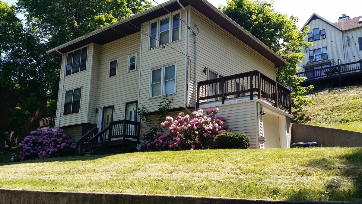 89 Lenox St, New Haven, CT 06513 Condo for Rent in New Haven, CT