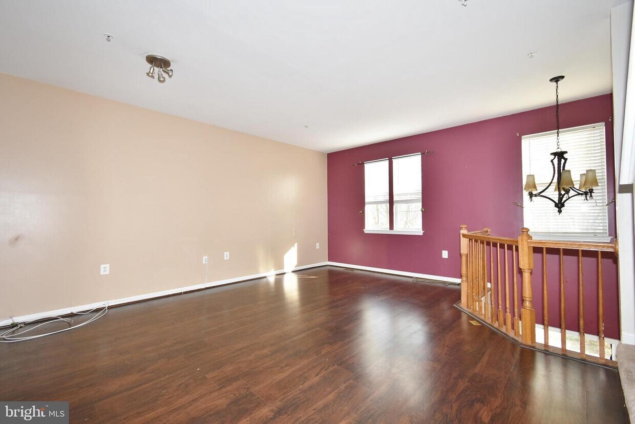 Foto principal - 1320 Sorrell Ct
