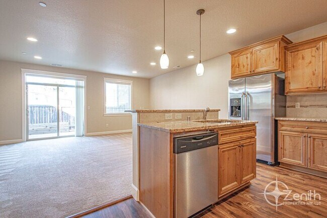 Building Photo - 241 N 33rd Ct