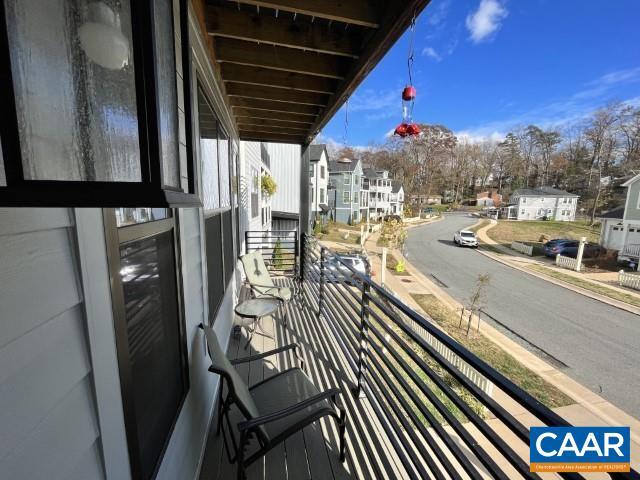 Foto del edificio - 318 Huntley Ave