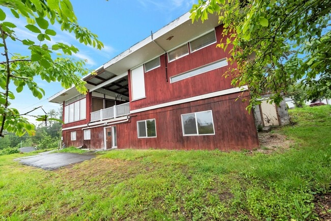 Building Photo - 5134 S 170th St