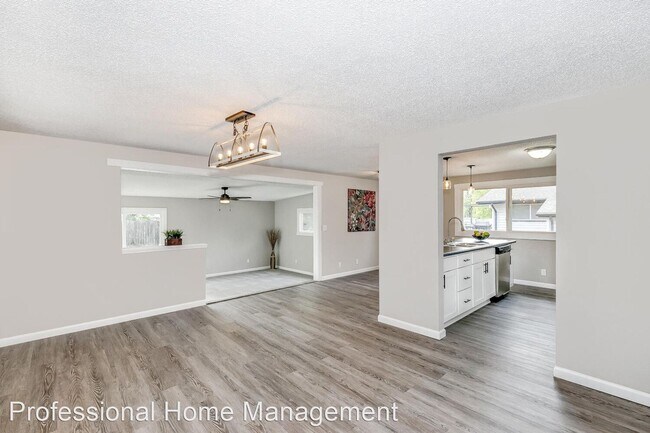 Foto del edificio - 3 br, 2 bath House - 1814 N McComas
