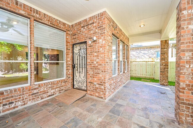 Foto del edificio - 7431 Baldwin Crossing