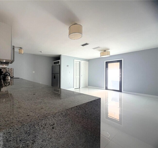 Foto del edificio - 12701 SW 47th St