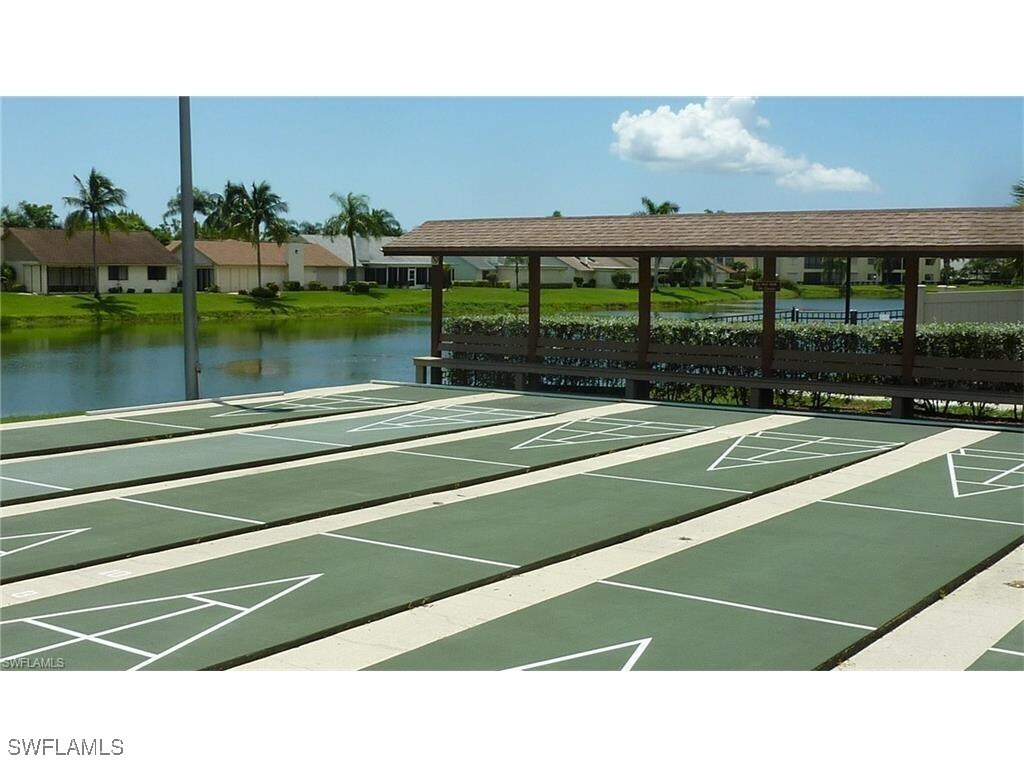 Foto principal - 11300 Caravel Cir