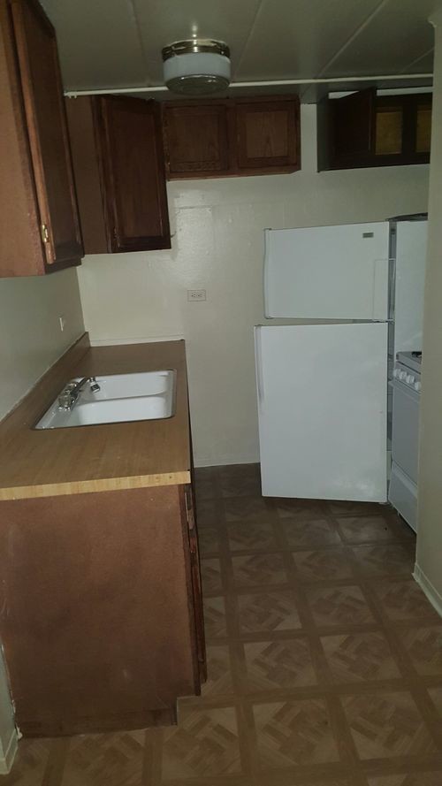 Foto del edificio - 9612 IVANHOE Ave