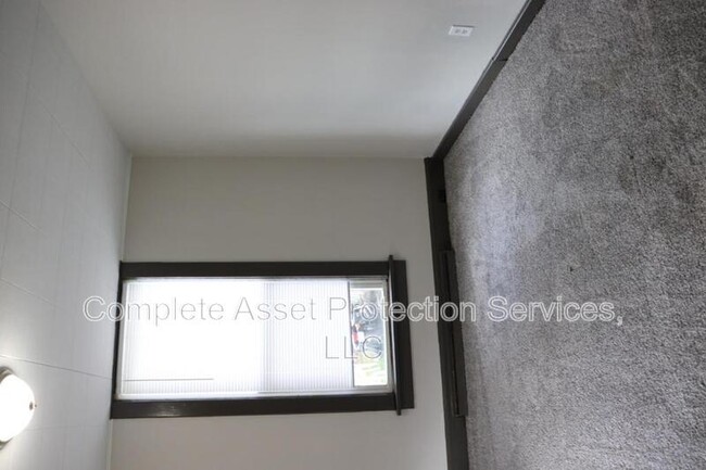 Foto del edificio - 307 Jefferson Ave
