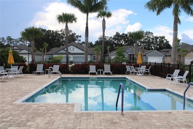Building Photo - 6066 Amberly Dr