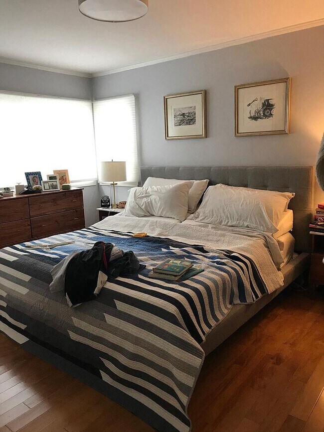 Foto del edificio - 329 41st Ave