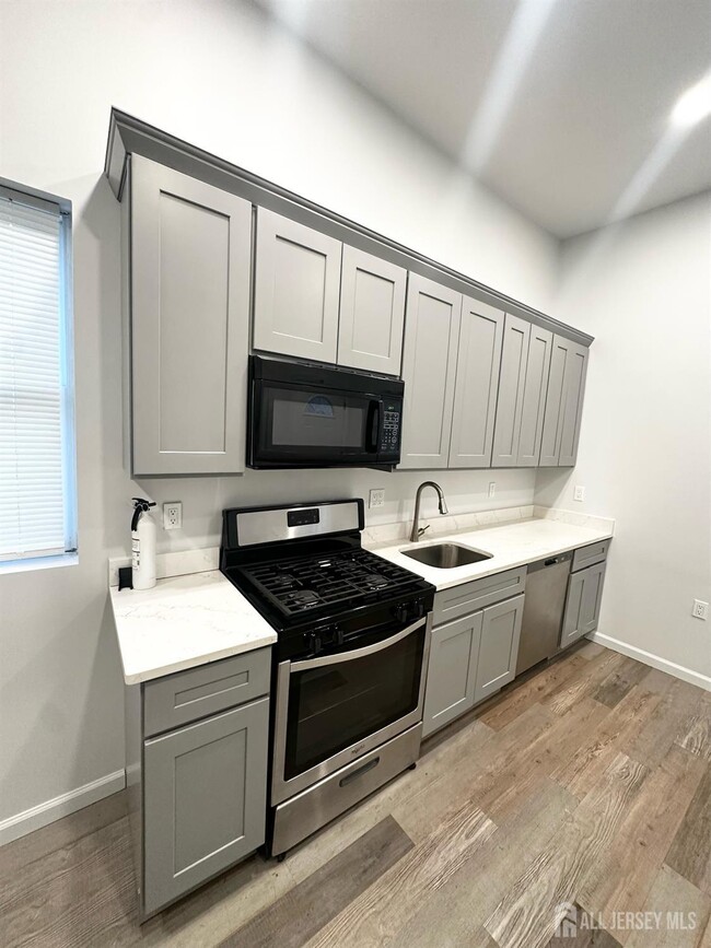 Building Photo - 55 Cutters Dock Rd