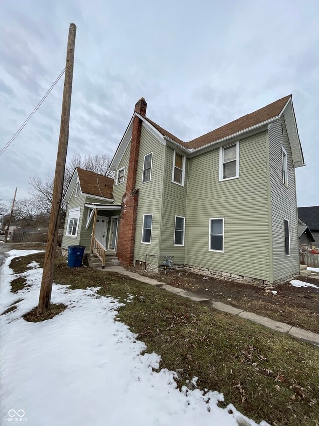 Foto del edificio - 610 S Gallatin St