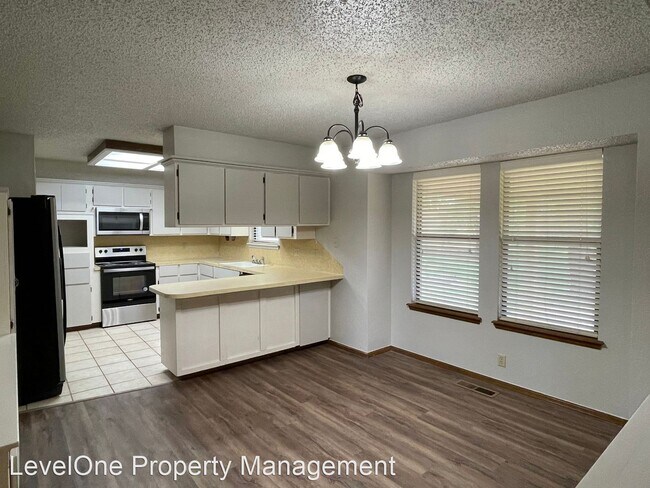 Foto del edificio - 3 br, 2 bath House - 903 Northbrook Avenue