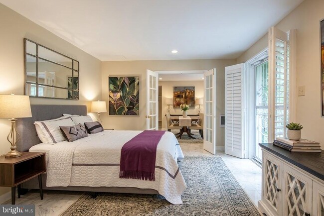 Foto del edificio - 6034 Chesterbrook Rd