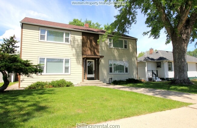 Front of Building - 711 Avenue B