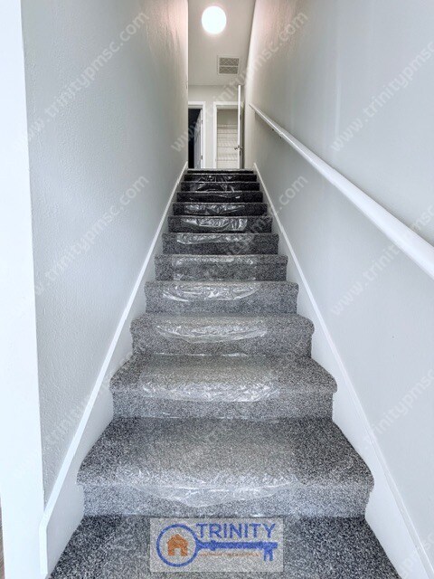 Foto del edificio - 104 Millwood Ct