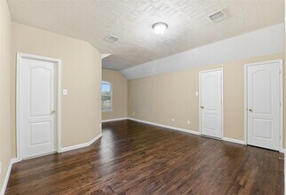 Building Photo - 24938 Crystal Stone Ln