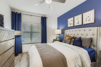 Building Photo - Toscana at Sonterra