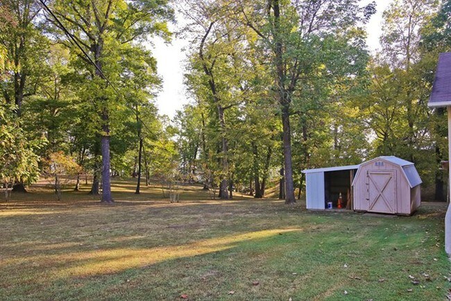 Building Photo - 1061 Wheeler View Dr