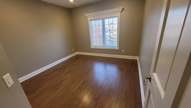 Building Photo - 7578 Lions Gate Pkwy