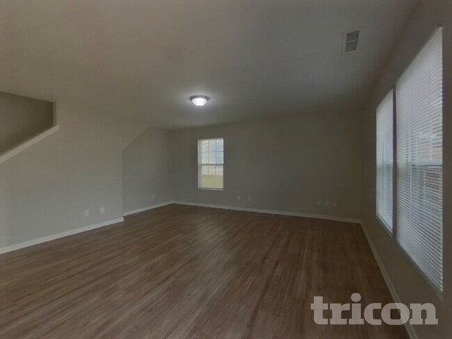 Building Photo - 907 Swearngan Ridge Ct