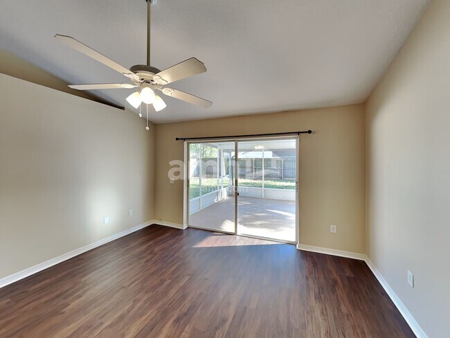 Foto del edificio - 12619 Kings Lake Drive