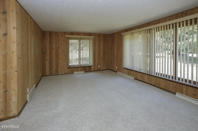 Building Photo - 2130 Meachem Rd