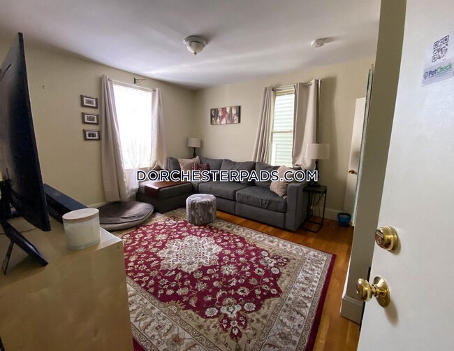 Foto del edificio - 352 Norfolk St