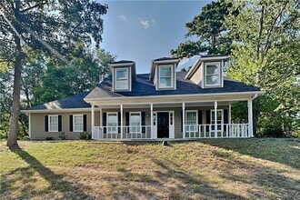 Building Photo - 2742 Bentwood Dr