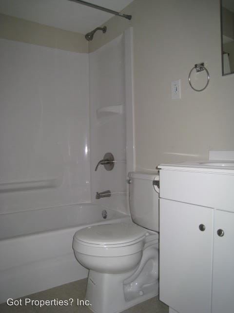 Building Photo - 2440 Shannon Ave
