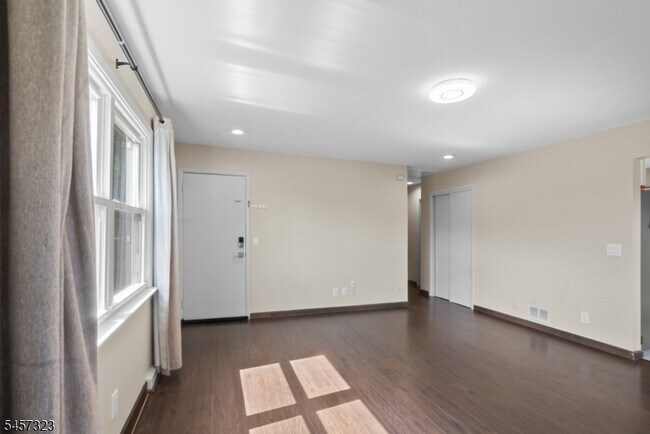 Foto del edificio - 58 Jardine Rd